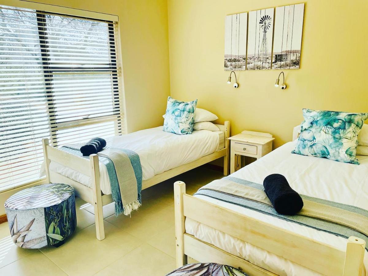 Travalia Guest Farm Villa Nelspoort Luaran gambar