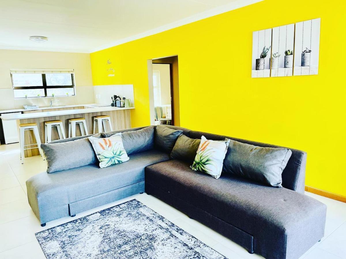 Travalia Guest Farm Villa Nelspoort Luaran gambar